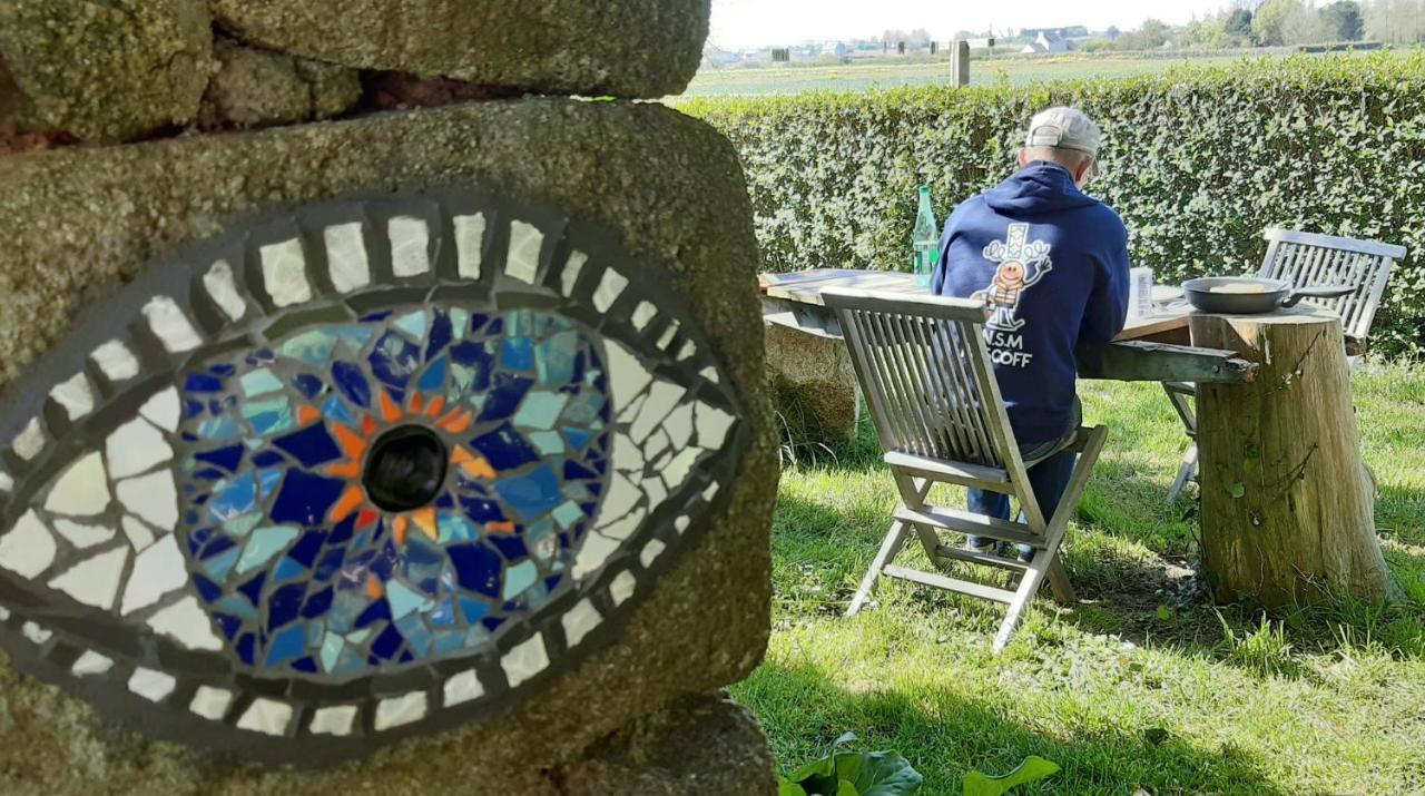 La Grange Aux Lievres, Gites Kerdoel Cléder Exteriör bild